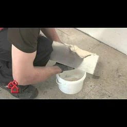 BAUHAUS Wodewa Echtholzriemchen 200 Eiche Rustikal 200 X 50 Mm, Stärke: 2 Mm - 6 Mm, 1 M², Unbehandelt -BAUHAUS Shop 12 1874